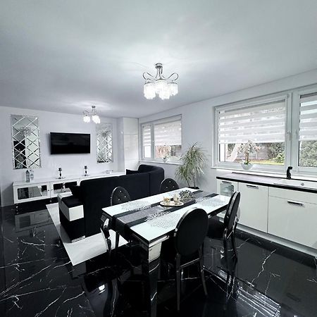 Apartament Glamour Γκνιέζνο Εξωτερικό φωτογραφία