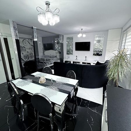 Apartament Glamour Γκνιέζνο Εξωτερικό φωτογραφία